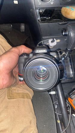 Canon DSLR Camera with Lens