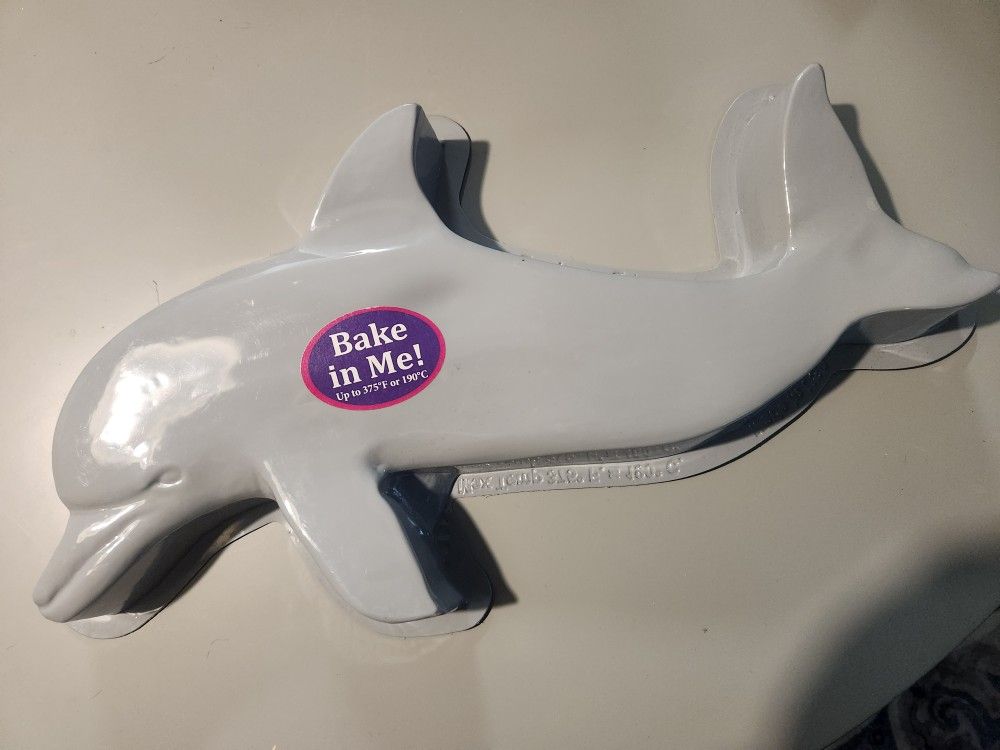 Dolphin Cake Pan
