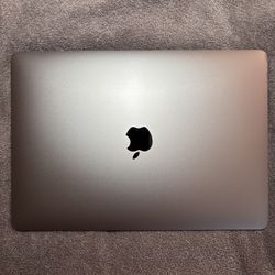 MacBook Air 13-inch (2018) – Excellent Condition, Like New