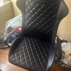 Gaming chair