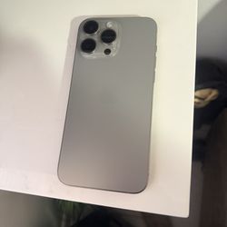 iPhone 15 Pro Max 256  Desbloqueado 