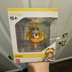 Sailor Venus Figurine