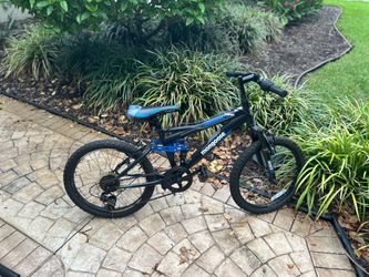 Used Youth Bike - 20” wheels - Mongoose Mountain Bike