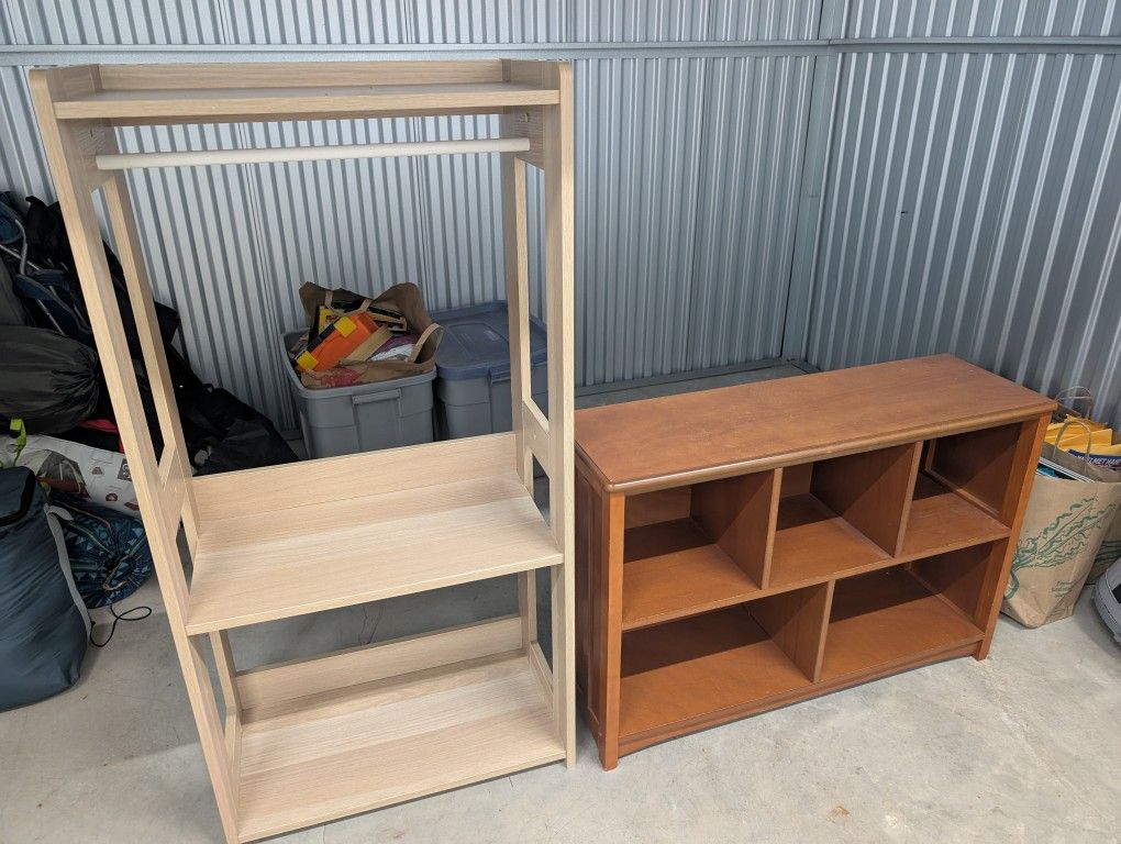 Little Kids Bookshelf and Clothes Hanger Shelf