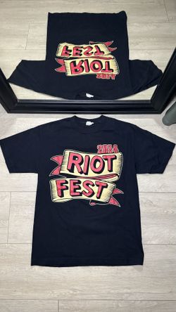 Y2K 2000s Riot Fest & Festival Concert Shirt