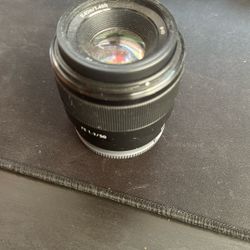 Sony F1.8/50 Lens