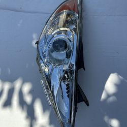 Hyundai Sonata Right Side Headlight Year 2011-2014