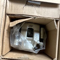 Toyota Pickup Front Brake Calipers