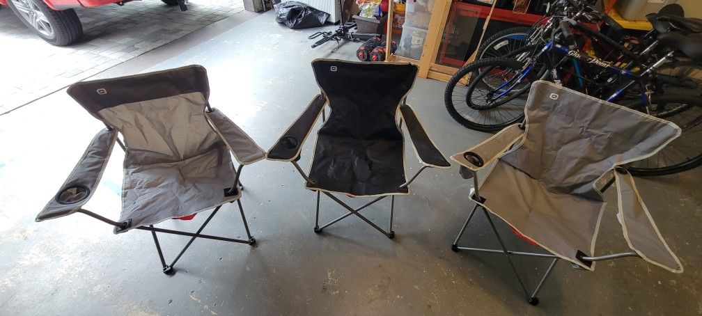 New Never Used/3 Camping/Beach Chairs,