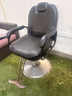 barber chair (read description)