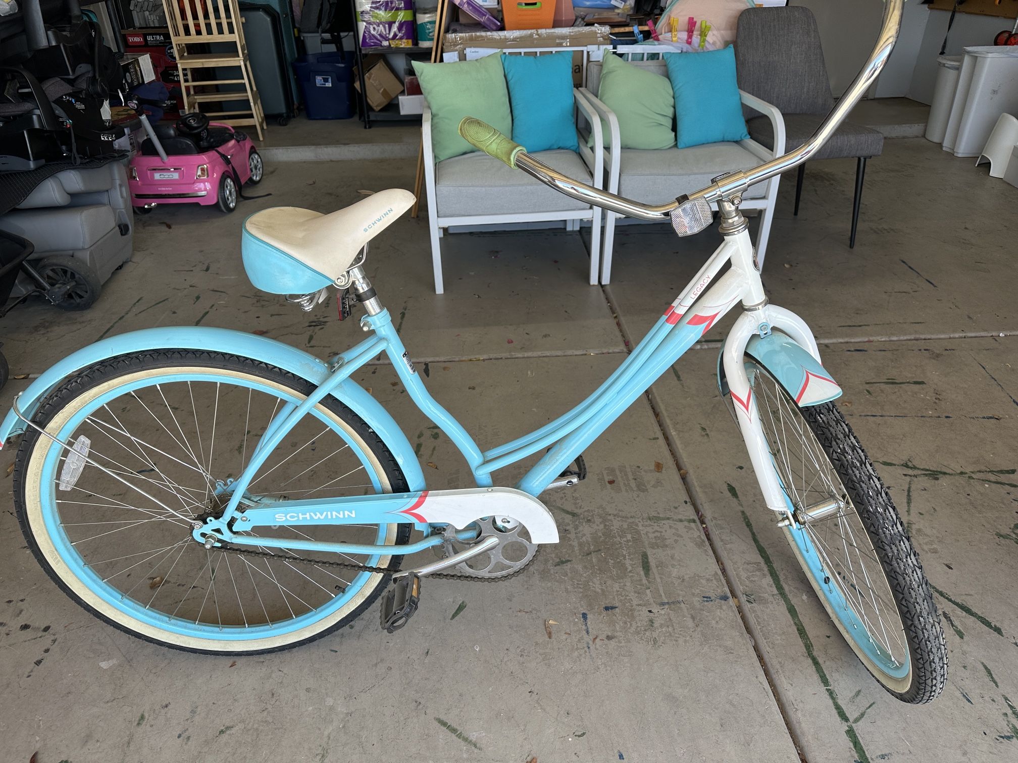 Women’s Beach Cruiser Bike