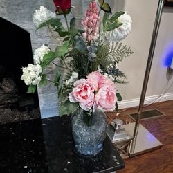 Flower Arrangements 