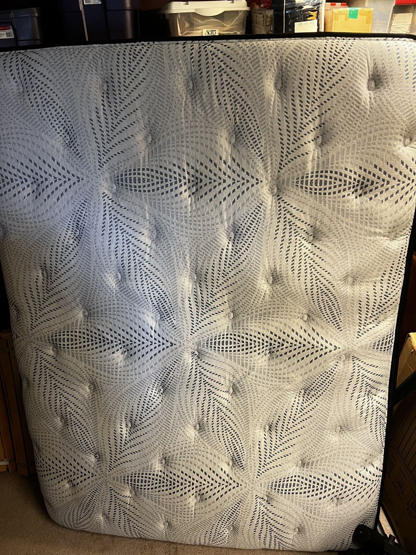 Queen Size Mattress And Box Spring