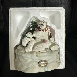 Coca-Cola Heritage Collection Polar Bear Family Music Box 1970-Now