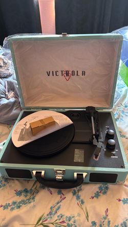 Vinyl player