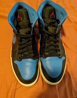 2018
Air Jordan 1 Mid 'Royal Splatter'