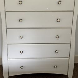 Fabulous Kids Or Adult Dresser And Night Stand Set