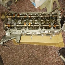 2005 Nissan Altima 2.5 Nissan Cylinder Head With Camshafts And Valves