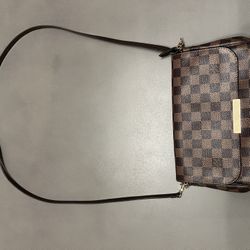 Louis Vuitton Favorite PM