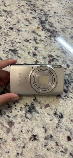 Canon ixy 650