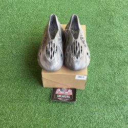 Adidas Yeezy Foam RNR 'MX Granite' Mens Size 11