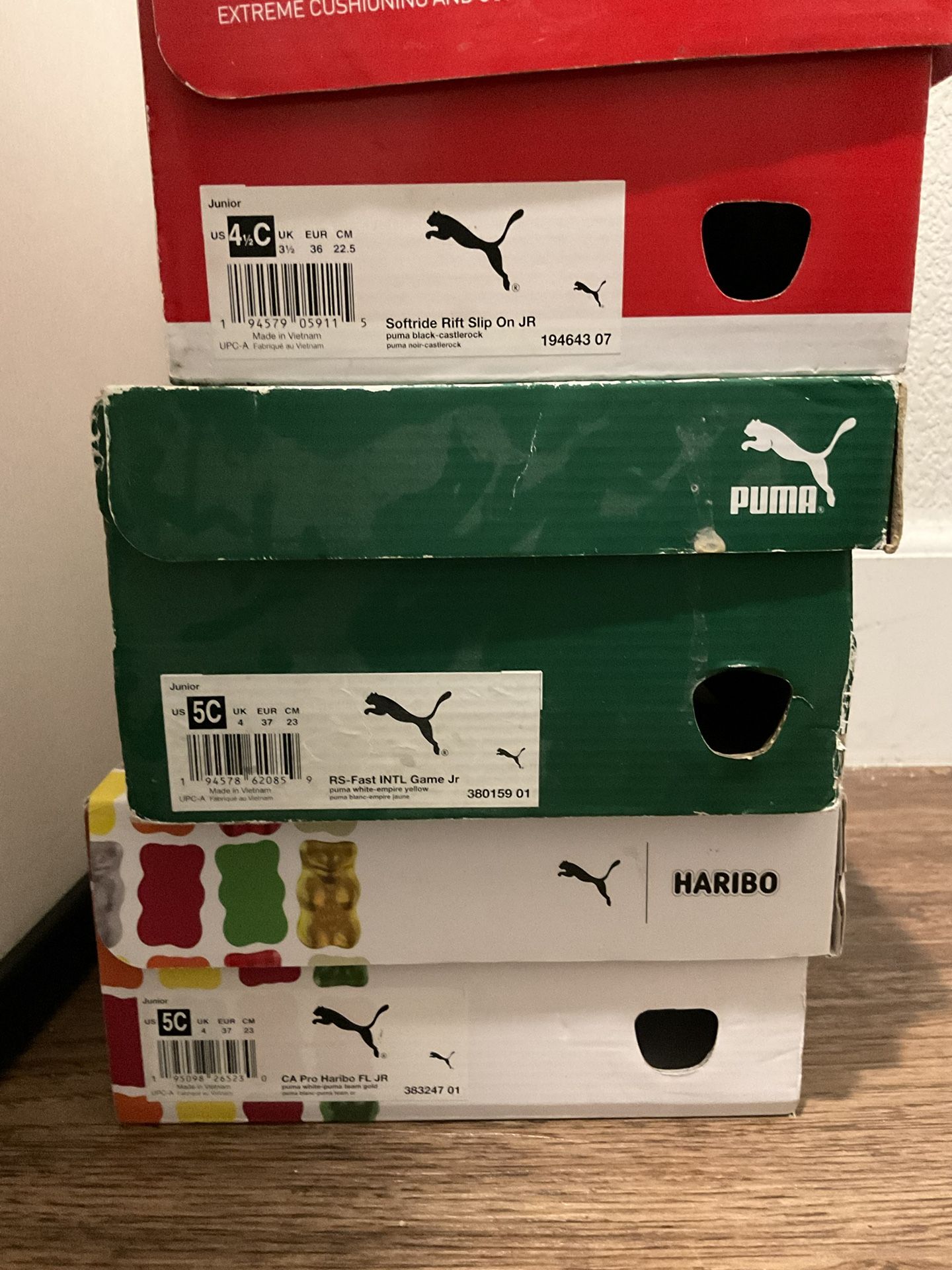 Youths Size 5 Pumas, All 3 For 60