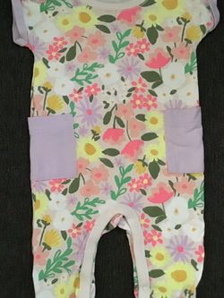 👶 Baby Clothes For Girls 3-6 Months / 6-9 Months 💕 $ 1 Each 👍