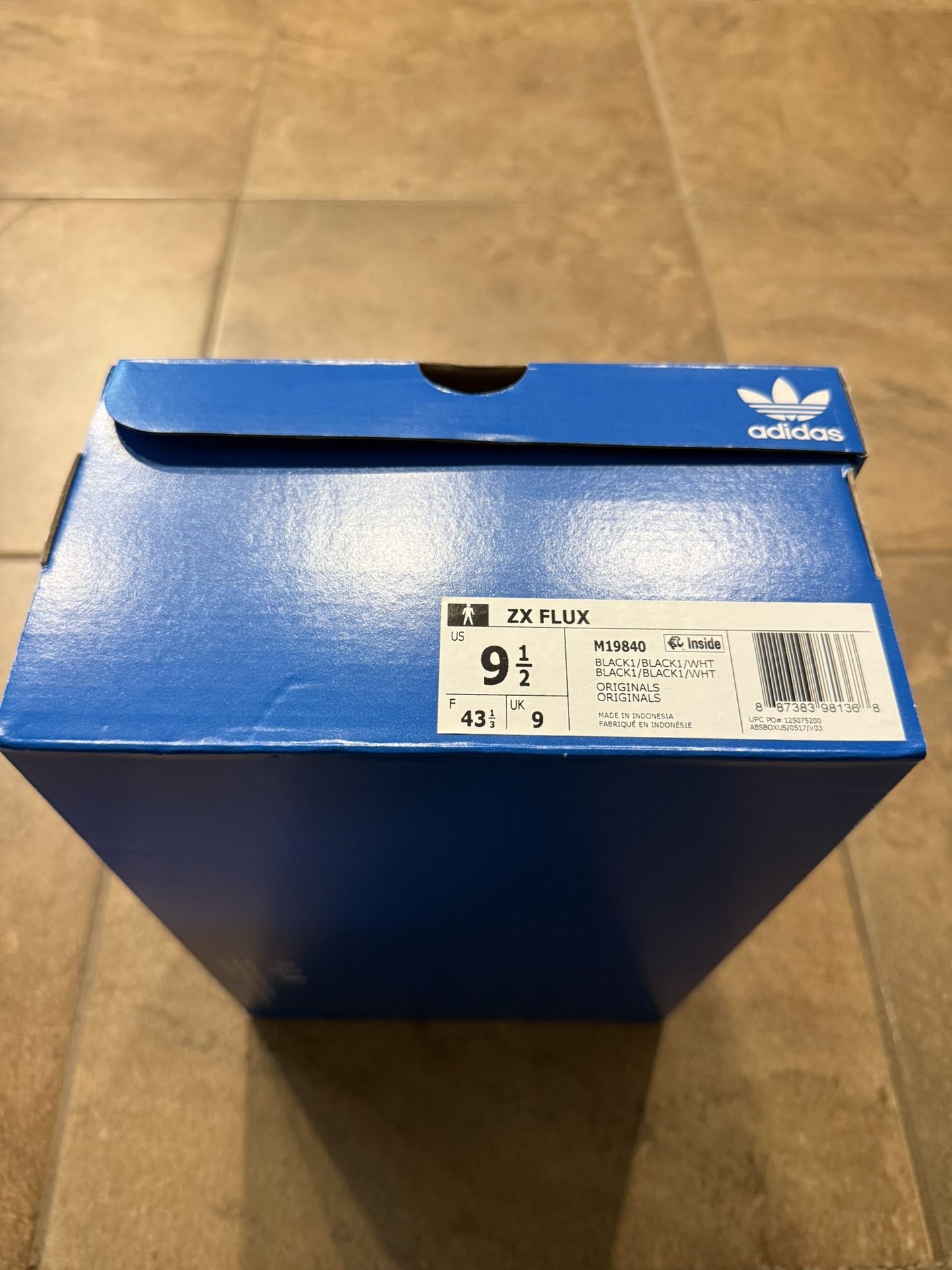 ・ Men's Adidas ZX Flux Shoes