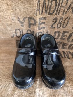 Black Gloss Dansko XP 2.0