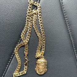 Gold Plated Chain And Pendant