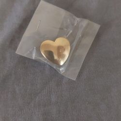 Gold-plated Heart Pin