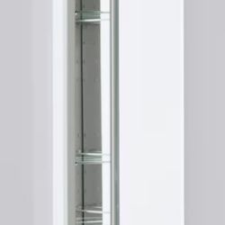 Robern 15.25” Reversible Hinged Single Door Mirrored Medicine Cabinet