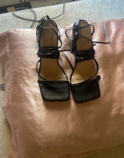 black heels ive only wore them 2 times size 38 unsure of brand
