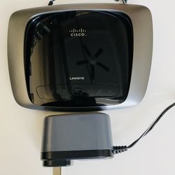 Cisco Linksys WRT310N Wireless-N Gigabit WiFi Router 4 Port. Works perfect. Like new condition.