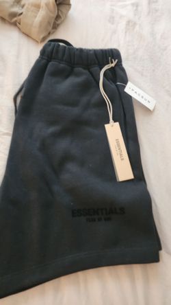 Real essential shorts S
