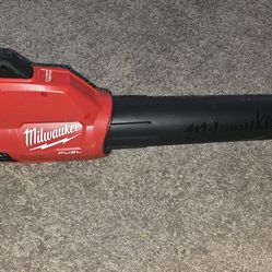 Milwaukee blower