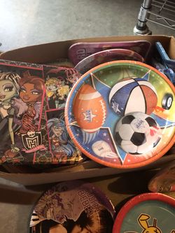 Platos desechables (carton)