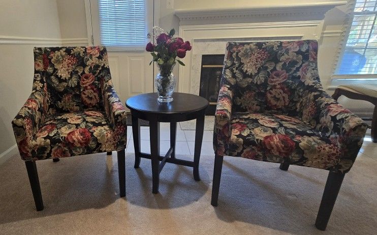 Like New Accent Chairs