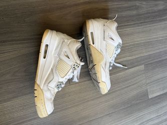 Air Jordan 4 Off-White Pure Money Size 6 W or 4.5 Kids