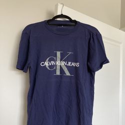 Calvin Klein Mens Medium T-shirt