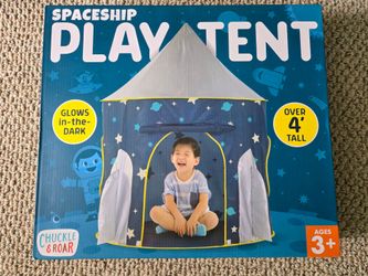Spaceship play tent