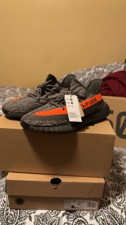 Yeezy Beluga Size 11