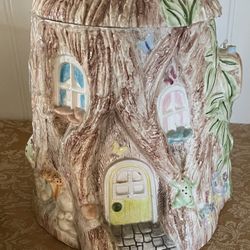 Ceramic Tree House Cookie 🍪 Jar