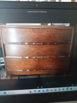 German furniture 3Drawer dresser