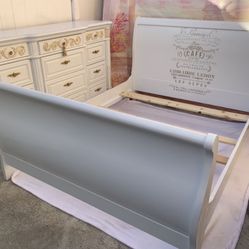 French Boho  Style Queen Size Bedroom Set White And Gold Real Wood ! Refurbished !🌺