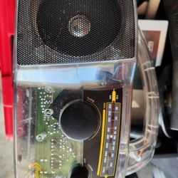 Freeplay Self-playing Plastic Wind-up  Radio