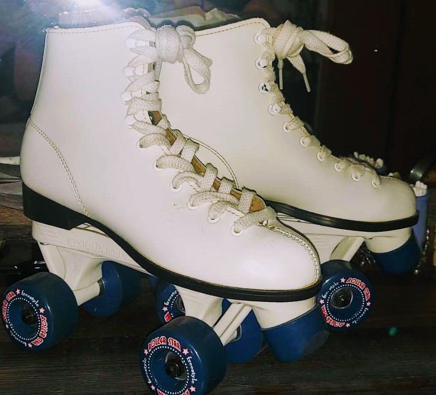 Skates