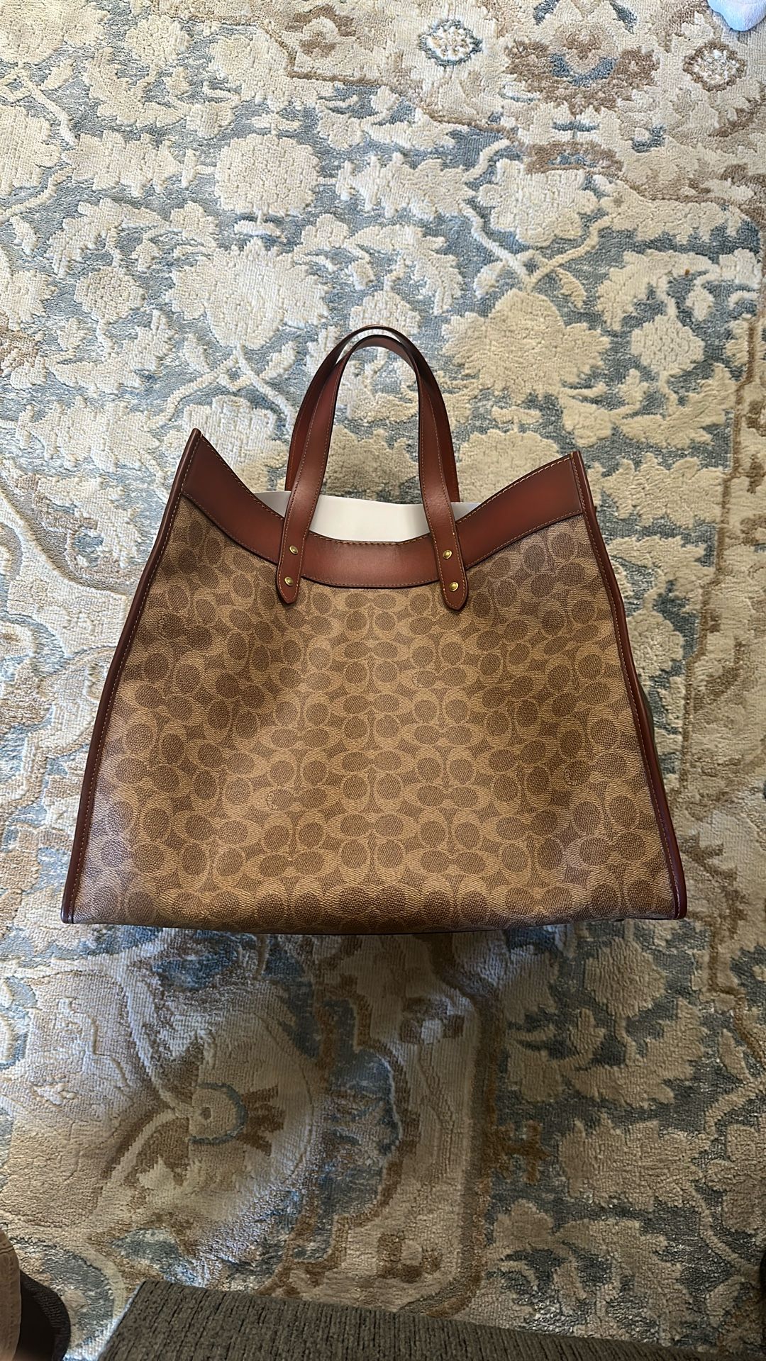Coach Tote Bag (New York)