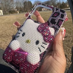  I Phone 13Pro  Rhinestone Hello Kitty Phone Case 
