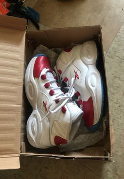 Great condition Kids Reebok’s size 2youth only $30